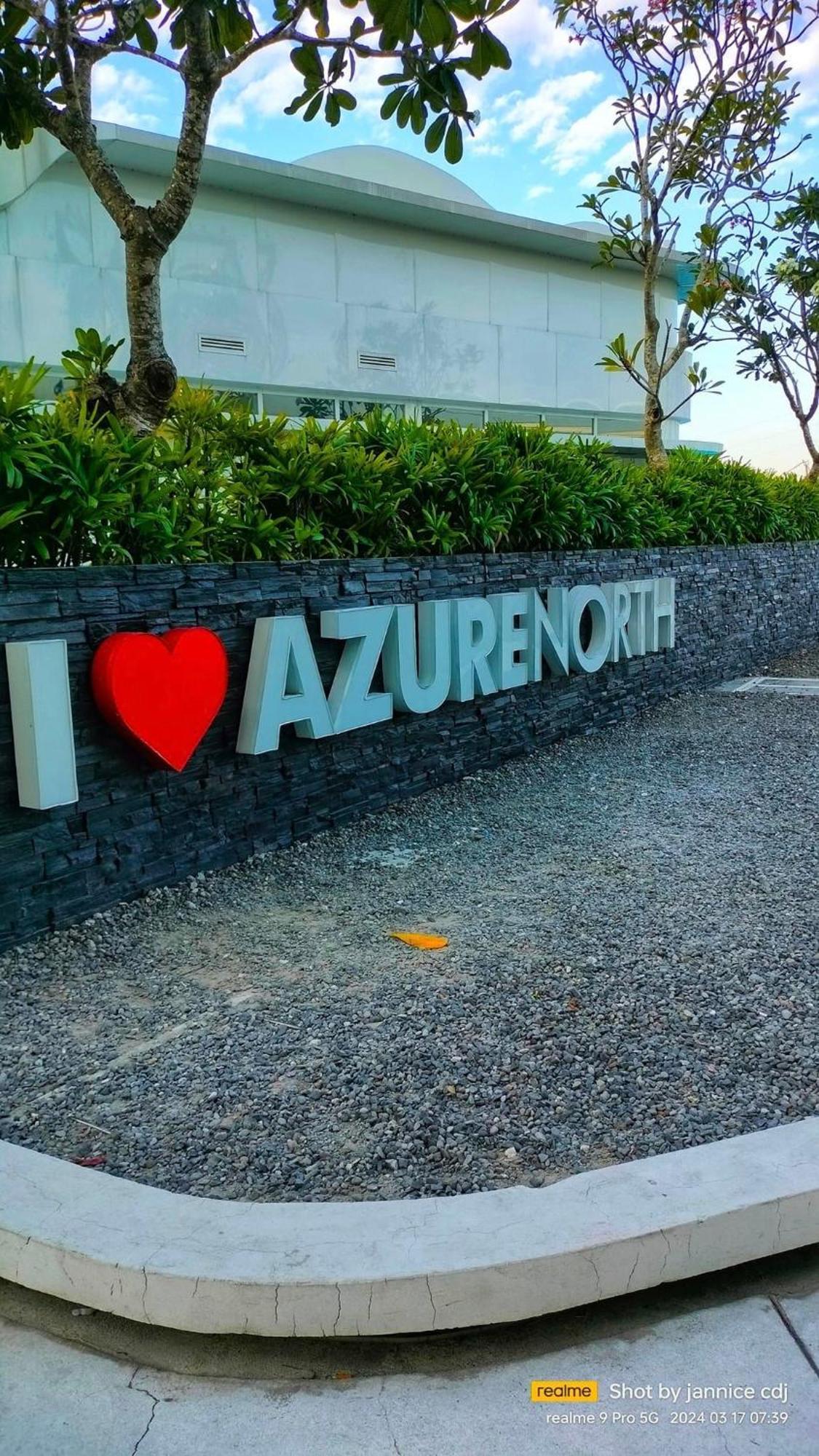 Aparthotel The Aces Crib At Azure North Pampanga Exterior foto