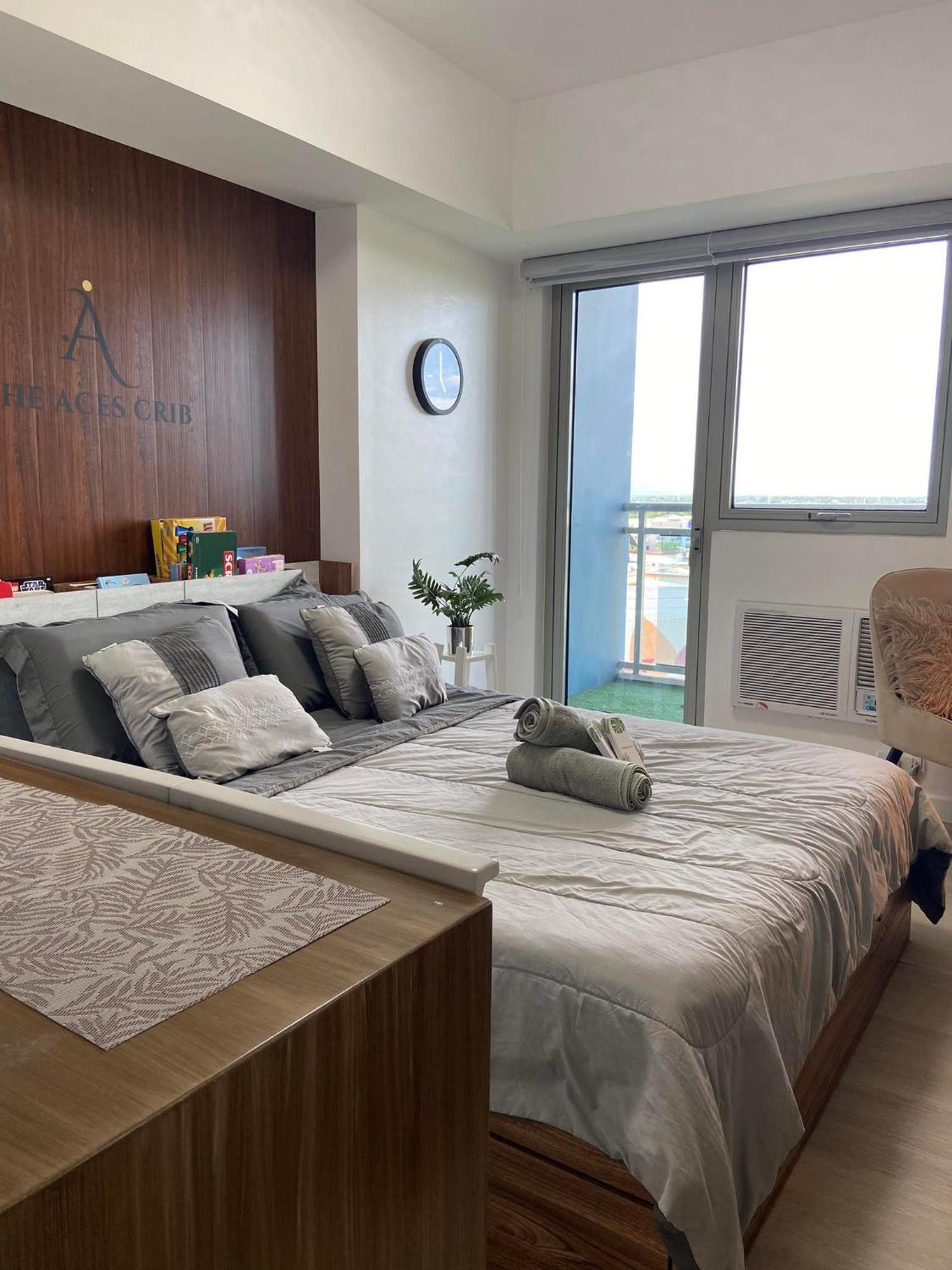 Aparthotel The Aces Crib At Azure North Pampanga Exterior foto